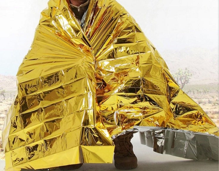 Overview: 1. Emergency Blanket (Silver)-Durable high-grade aluminized double-sided polyester film blanket is very suitable to keep warm in survival conditions by pre Human Body Hypothermia